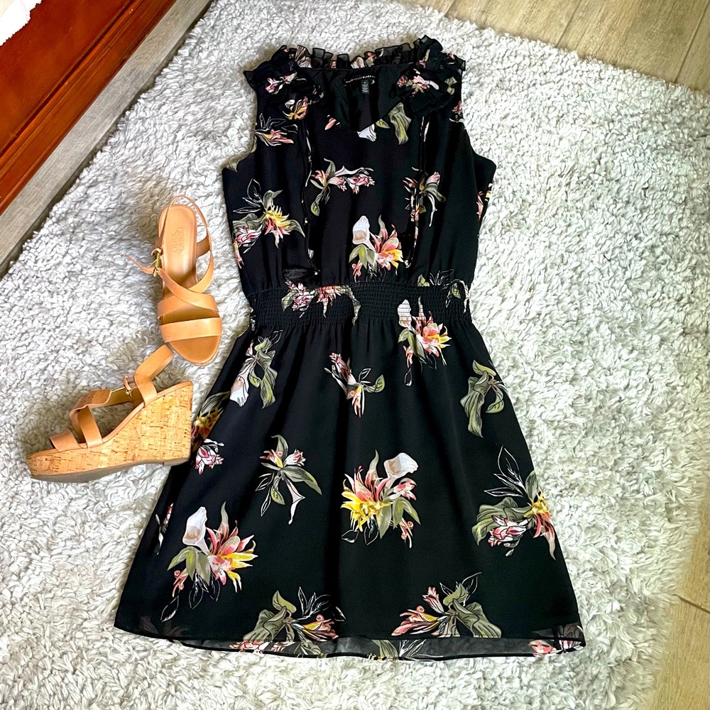 White House Black Market size 6 dress